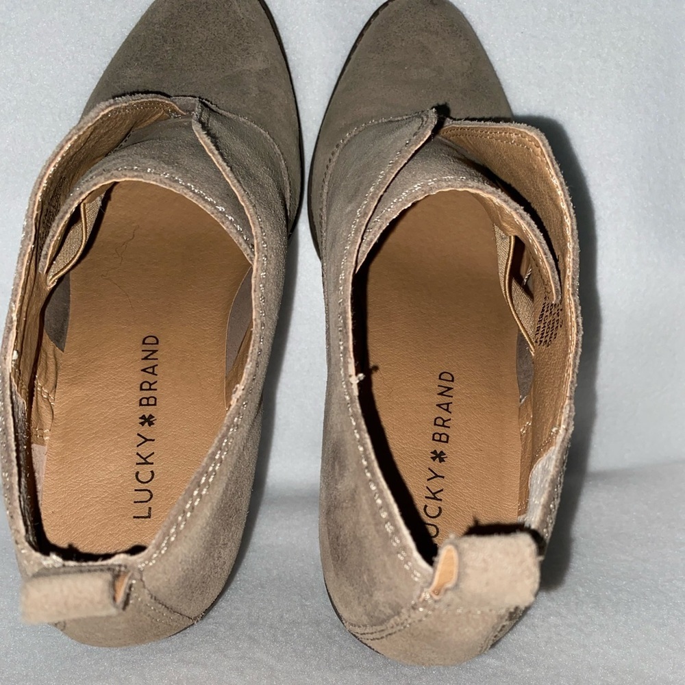 Lucky Brand Size 7.5M Leather Taupe Shoes - Picture 15 of 16